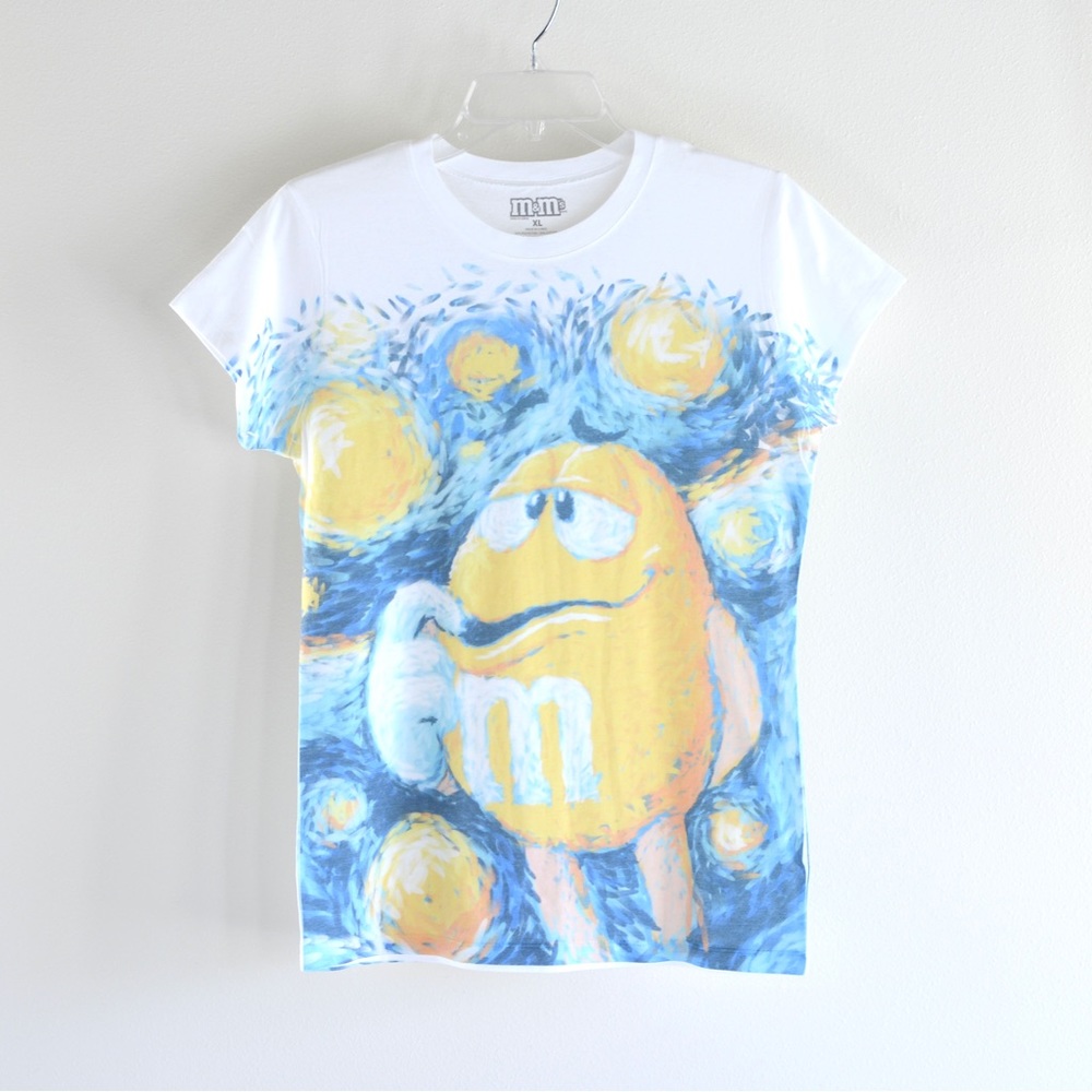 M&M’s World T Shirt Yellow Peanut Vincent Van Gogh Starry Night XL Fits Smaller